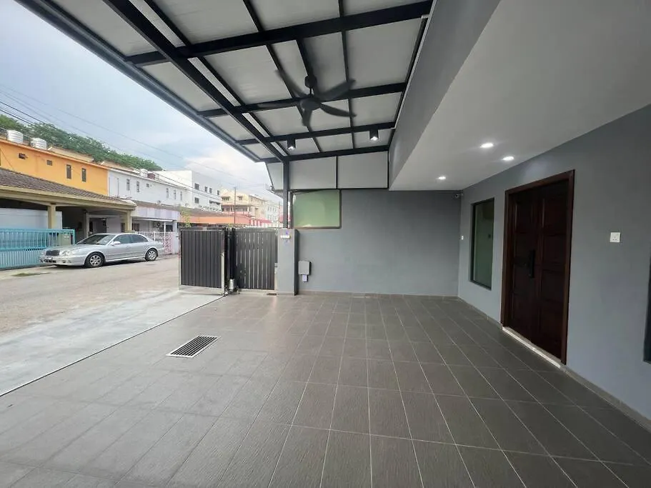 Вилла New, 5Mintojonkerstreet ! Town Area , Arcade, Melaka 4Br 10Pax Дом отдыха