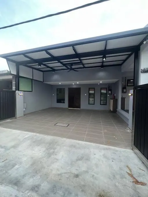 Дом отдыха Вилла New, 5Mintojonkerstreet ! Town Area , Arcade, Melaka 4Br 10Pax